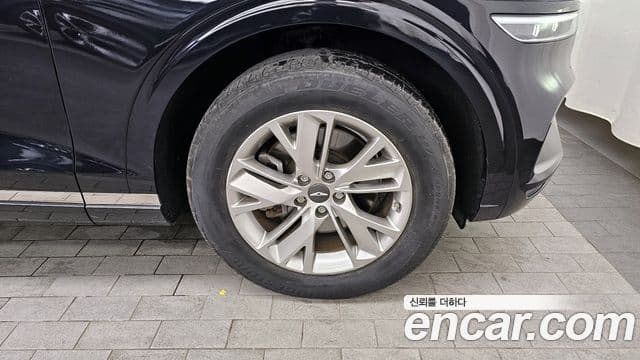 Genesis GV70 2021 — ფოტო 11/30