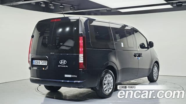 Hyundai Staria 2024 — Şəkil 2/20