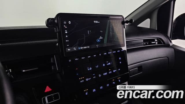 Hyundai Staria 2024 — Şəkil 16/20