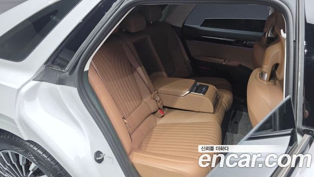 Hyundai Grandeur 2024 — Фото 11/20