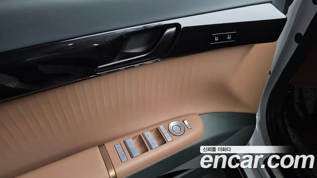 Hyundai Grandeur 2024 — Фото 13/20