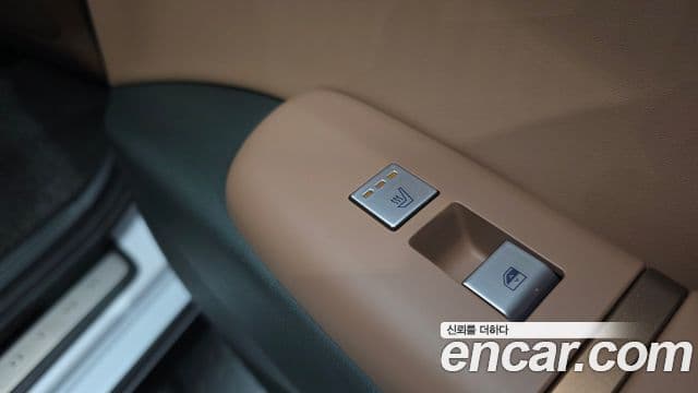 Hyundai Grandeur 2024 — Фото 19/20