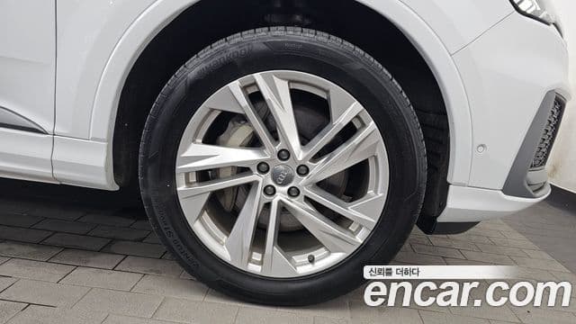 Audi Q7 2021 — Şəkil 5/20