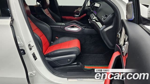 Mercedes-Benz GLE-Class 2023 — Photo 32/33