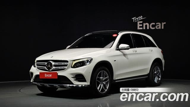 Mercedes-Benz GLC-Class 2018 — Фото 1/20
