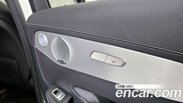 Mercedes-Benz GLC-Class 2018 — Фото 19/20