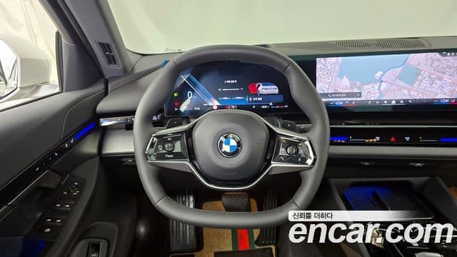 BMW 5 Series 2023 — Фото 13/20