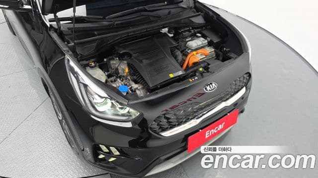 Kia Niro 2020 — фото 6 из 20
