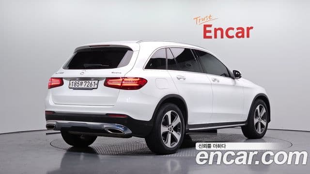 Mercedes-Benz GLC-Class 2019 — ფოტო 2/20