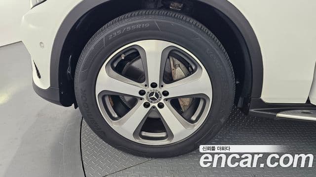 Mercedes-Benz GLC-Class 2019 — ფოტო 5/20