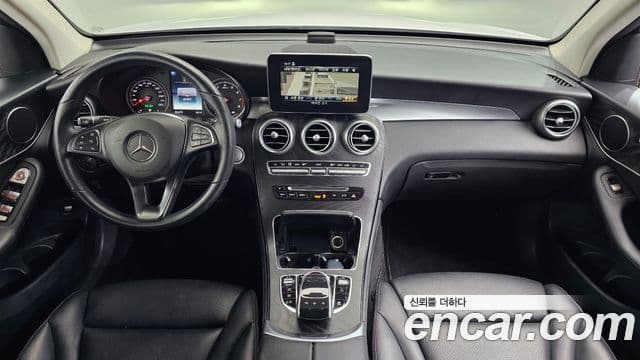 Mercedes-Benz GLC-Class 2019 — ფოტო 7/20