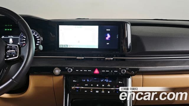 Kia Carnival 2023 — фото 14 из 20