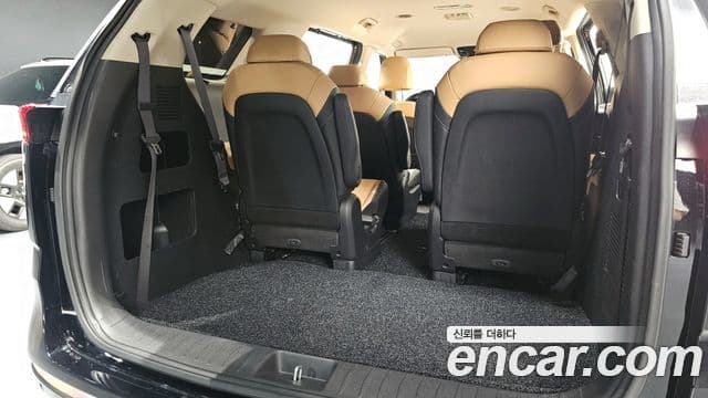 Kia Carnival 2023 — фото 20 из 20