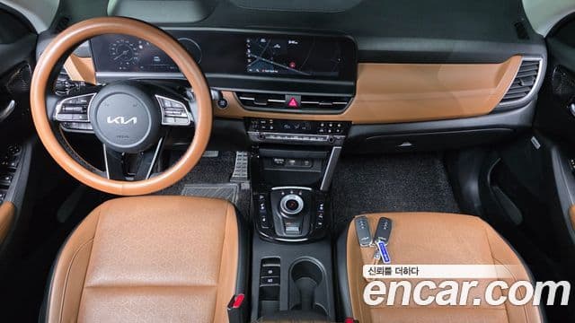 Kia Seltos 2022 — ფოტო 6/20