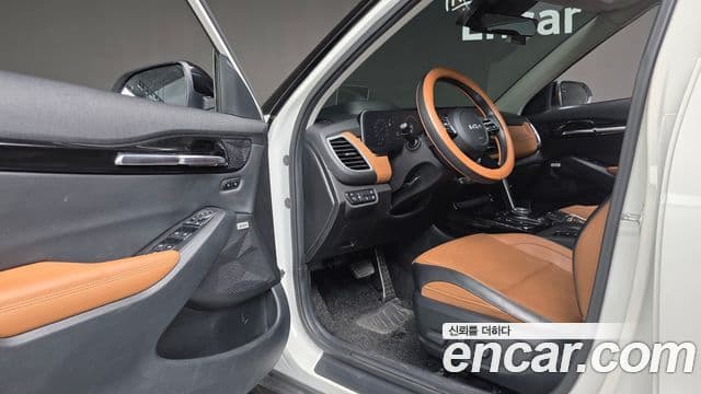 Kia Seltos 2022 — фото 9 из 20