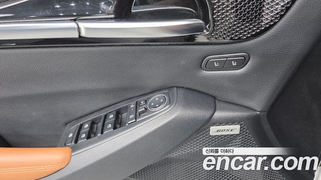 Kia Seltos 2022 — ფოტო 13/20