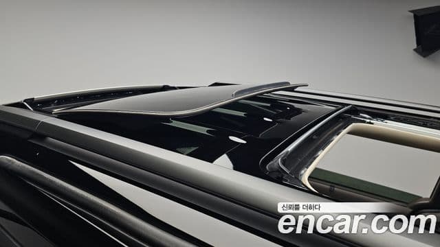 Kia Carnival 2025 — Şəkil 17/20