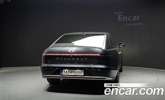 Hyundai Grandeur 2023 — ფოტო 4/20