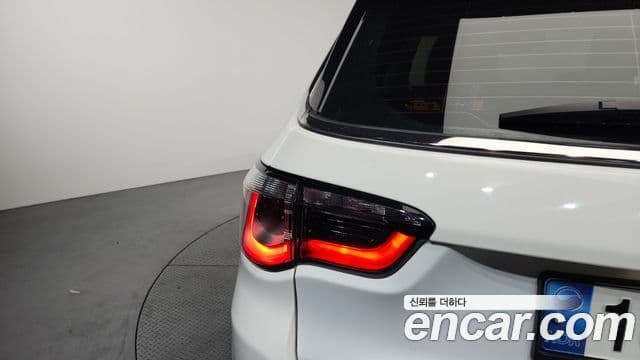 Jeep Compass 2021 — Şəkil 18/36