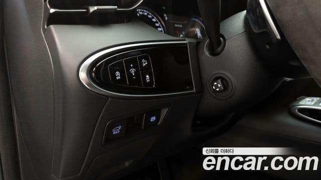 Genesis GV70 2022 — фото 18 из 20