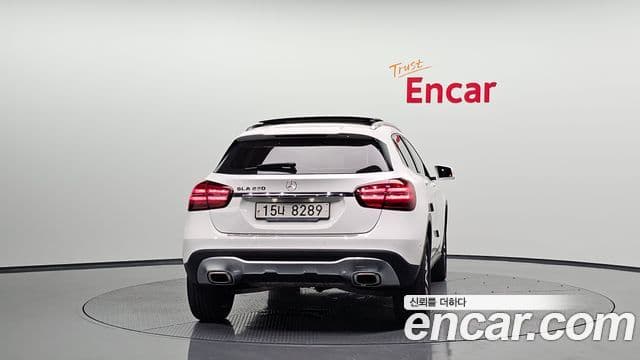 Mercedes-Benz GLA-Class 2019 — Фото 4/20