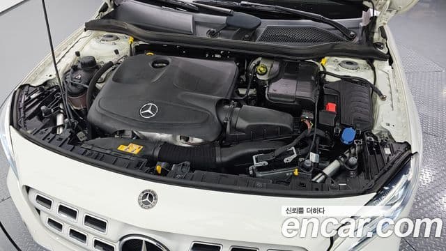 Mercedes-Benz GLA-Class 2019 — Фото 6/20