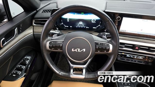 Kia K5 2021 — Şəkil 12/20