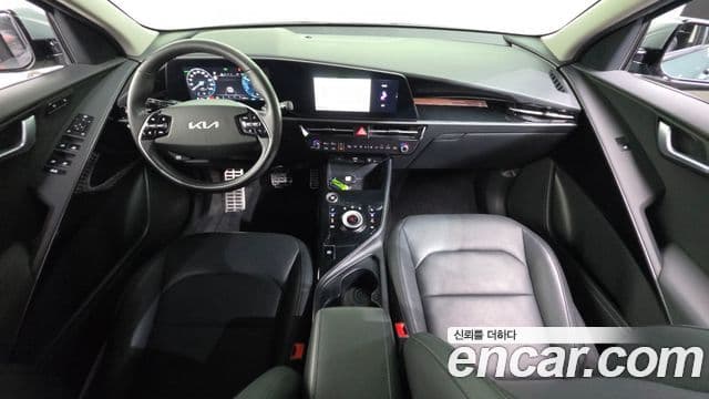 Kia Niro 2022 — фото 7 из 20