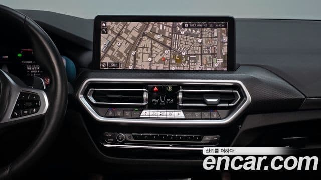 BMW X4 2022 — Фото 13/20