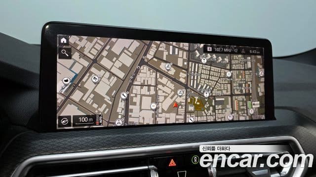BMW X4 2022 — Фото 14/20