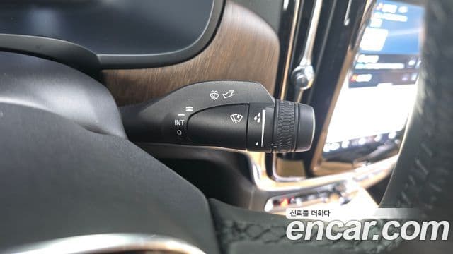 Volvo S90 2024 — Photo 21/35