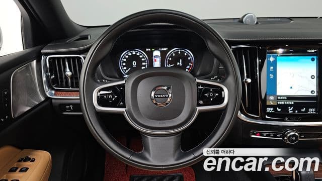 Volvo V60 Cross Country 2021 — Şəkil 13/20