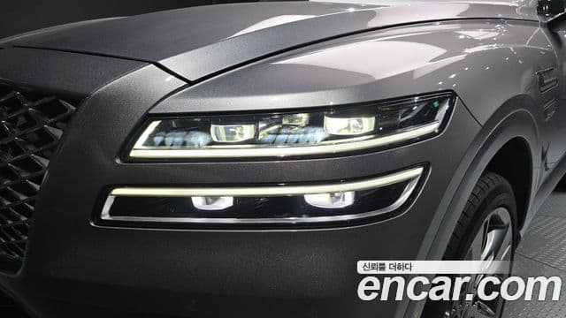 Genesis GV80 2020 — Photo 8/33