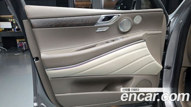 Genesis GV80 2020 — Photo 19/33