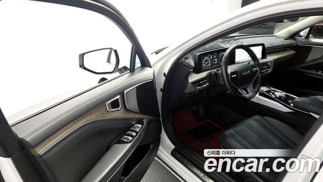 Kia K8 2023 — Şəkil 10/20
