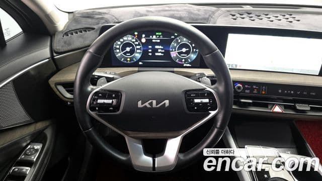 Kia K8 2023 — Şəkil 13/20