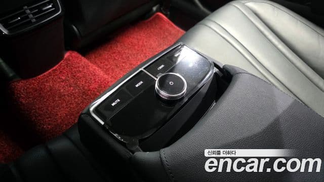 Kia K8 2023 — Photo 20/37