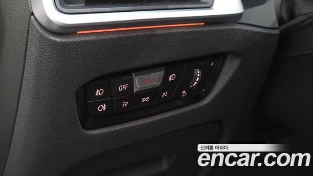 BMW 3 Series 2019 — Şəkil 15/20