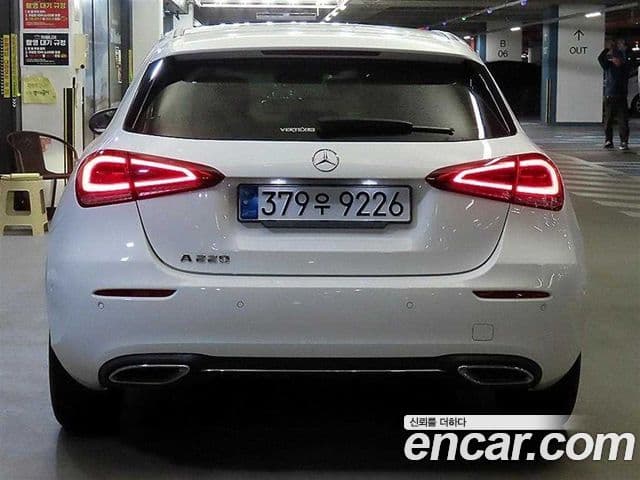 Mercedes-Benz A-Class 2022 — фото 4 из 19