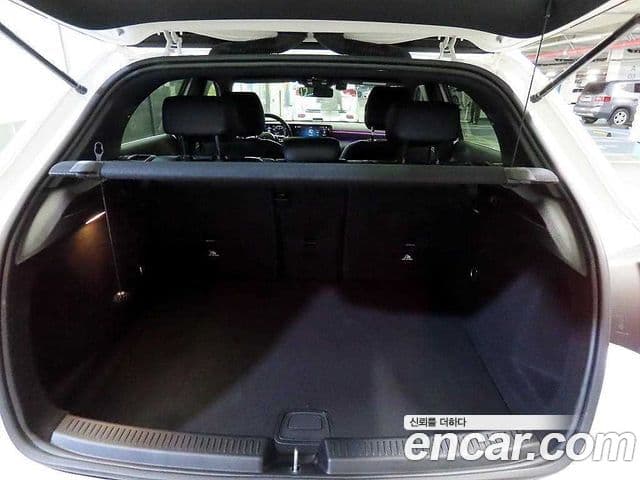 Mercedes-Benz A-Class 2022 — фото 17 из 19