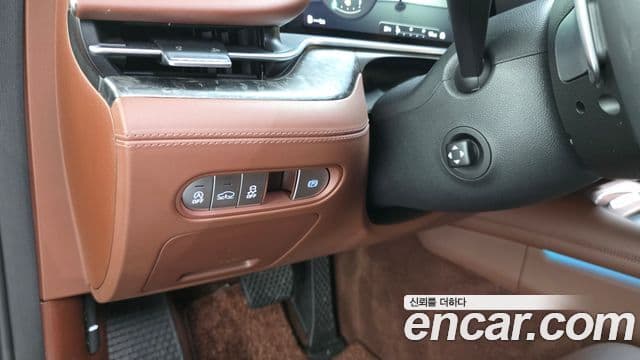 Genesis G90 2022 — Photo 7/38