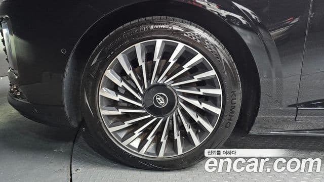Hyundai Grandeur 2023 — Фото 5/20