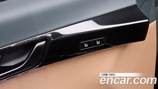 Hyundai Grandeur 2023 — Фото 17/20