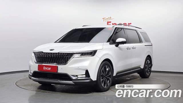 Kia Carnival 2020 — Фото 1/20