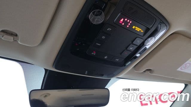 Kia Carnival 2020 — Фото 14/20