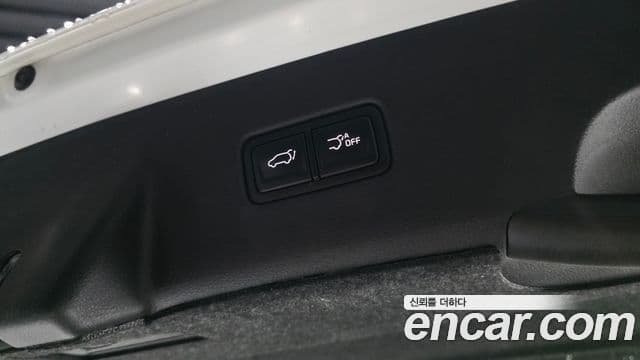 Kia Carnival 2020 — Фото 19/20