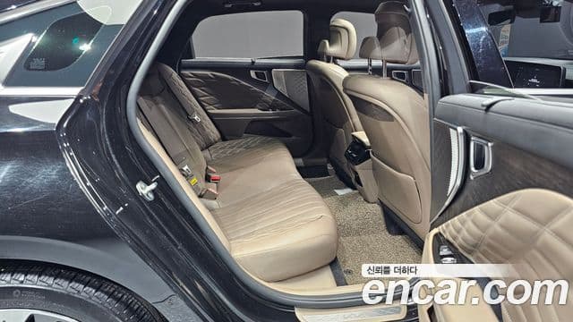 Kia K8 2022 — фото 11 из 20