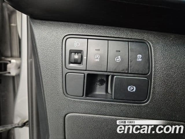 Hyundai Staria 2022 — Фото 15/18