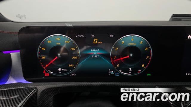 Mercedes-Benz CLA-Class 2021 — ფოტო 8/20