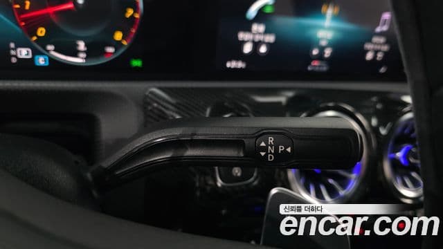 Mercedes-Benz CLA-Class 2021 — ფოტო 9/20